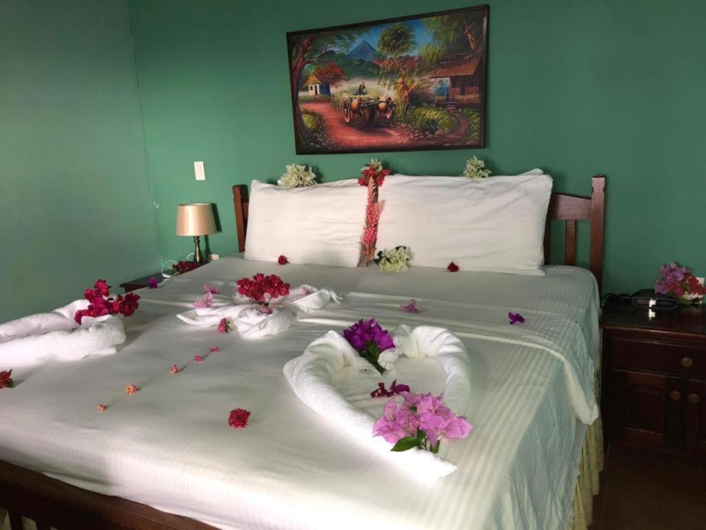 Hotel Casa Canada South End Bagian luar foto